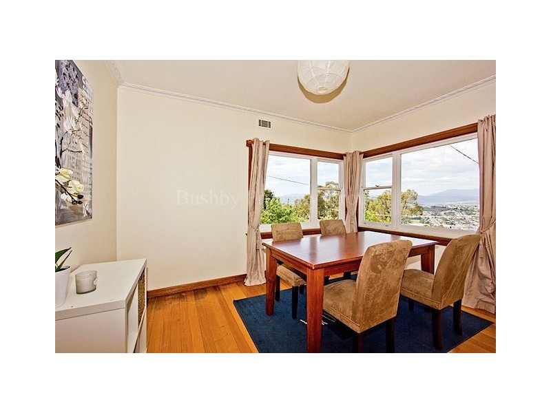 36 Salisbury Crescent, West Launceston TAS 7250