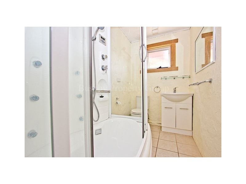 36 Salisbury Crescent, West Launceston TAS 7250