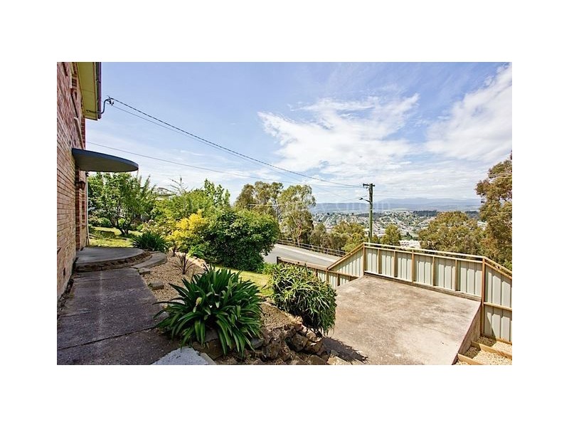 36 Salisbury Crescent, West Launceston TAS 7250