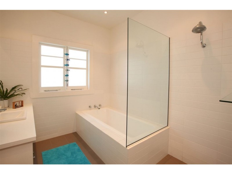 20 Douglas Street, Newstead TAS 7250