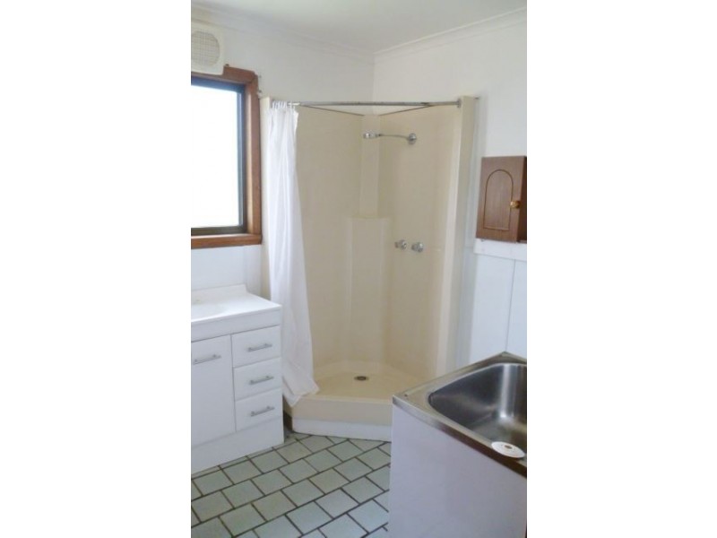 2/16 Beatty Street, Beauty Point TAS 7270