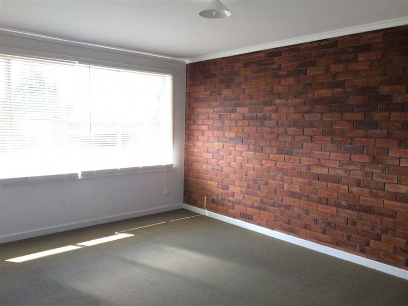 3/4 Albert Street, Youngtown TAS 7249