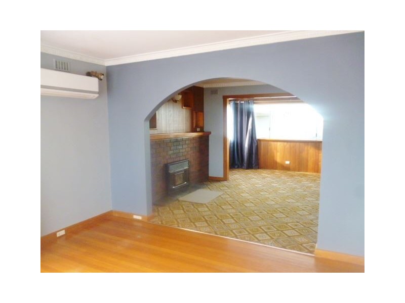 19 Tompsons Lane, Newnham TAS 7248