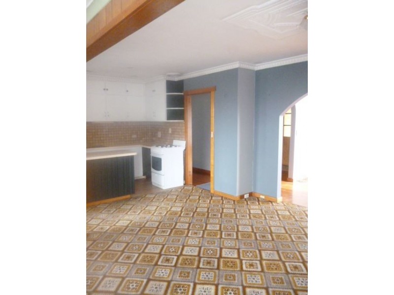 19 Tompsons Lane, Newnham TAS 7248