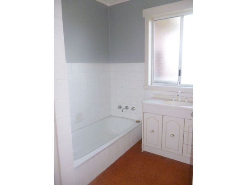 19 Tompsons Lane, Newnham TAS 7248