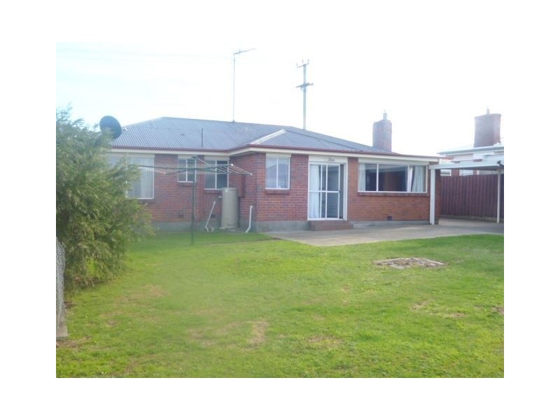 19 Tompsons Lane, Newnham TAS 7248