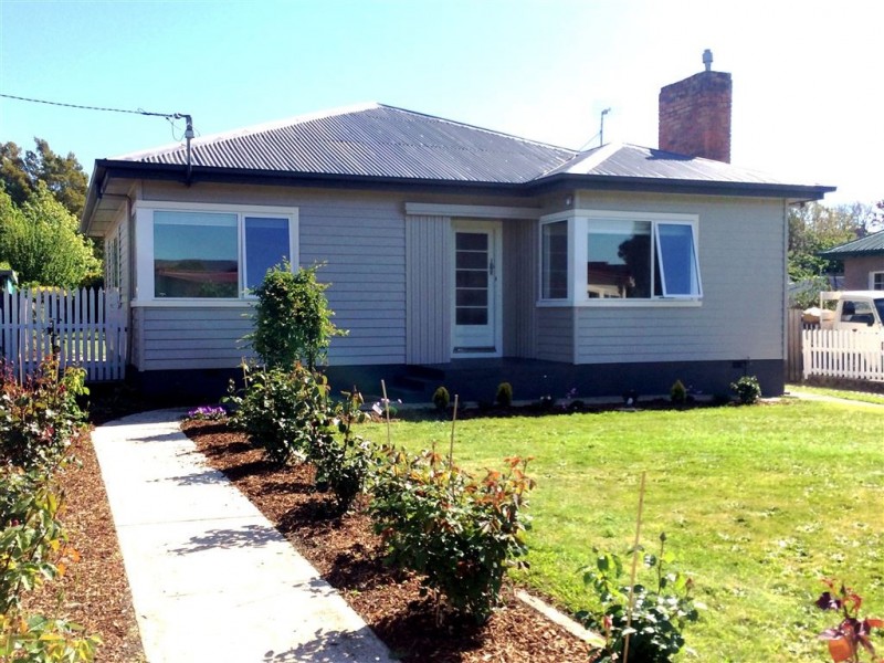 3 Rowan Avenue, Newstead TAS 7250