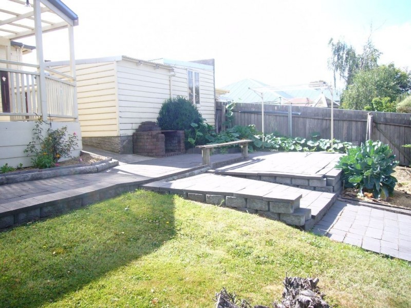 18 Talbot Road, South Launceston TAS 7249
