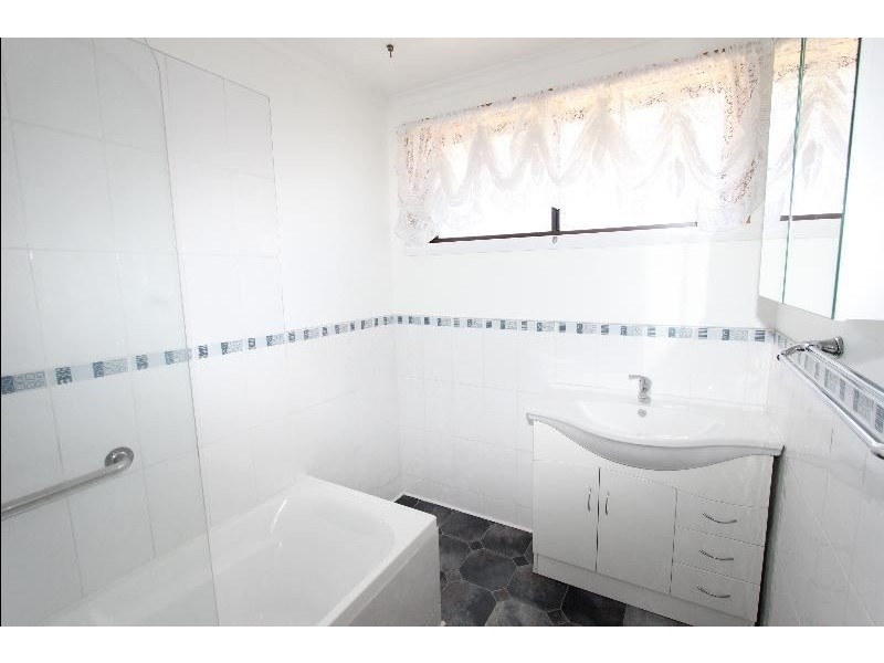 20 Packham Street, Newnham TAS 7248