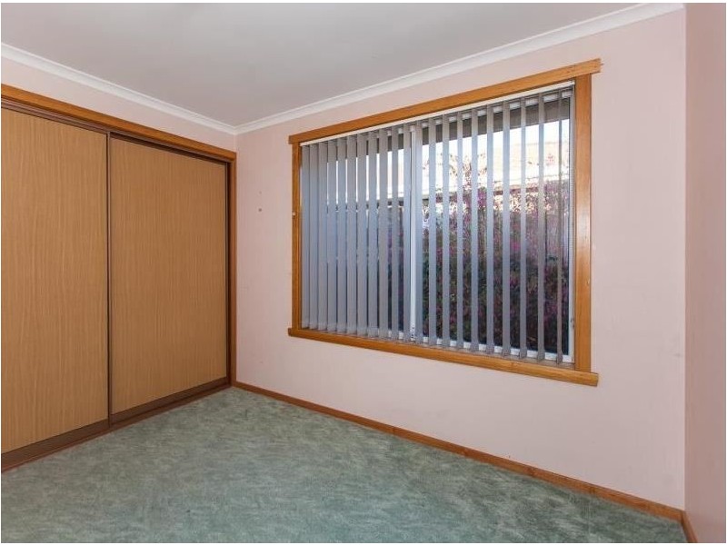 11 Leslie Grove, Prospect TAS 7250