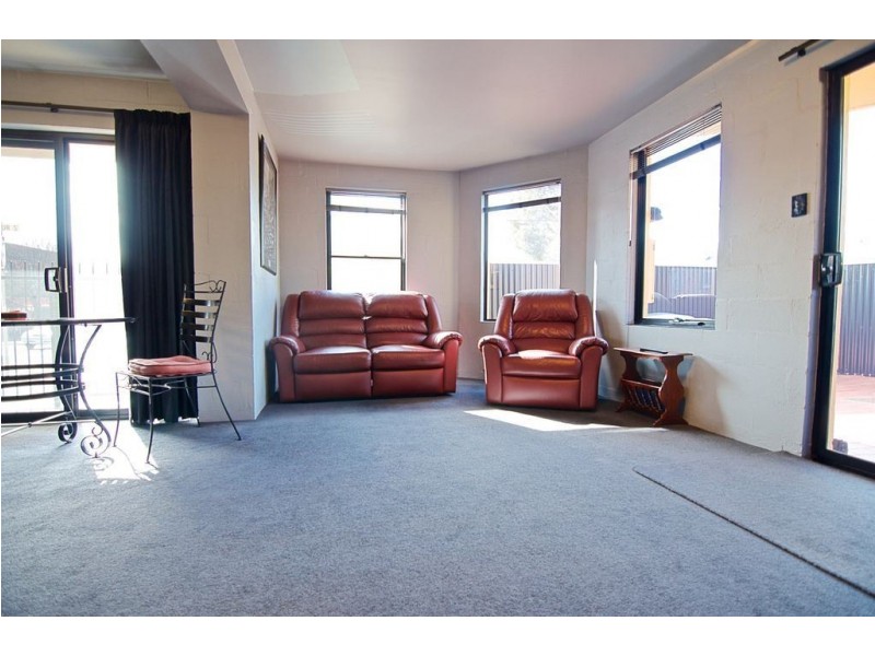 1/255 Charles Street, Launceston TAS 7250