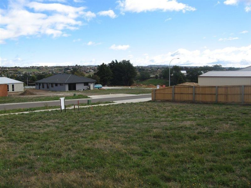 6 Tender Way, St Leonards TAS 7250