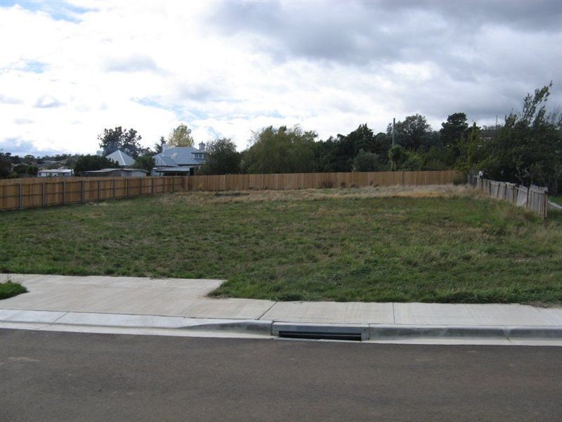 6 Tender Way, St Leonards TAS 7250