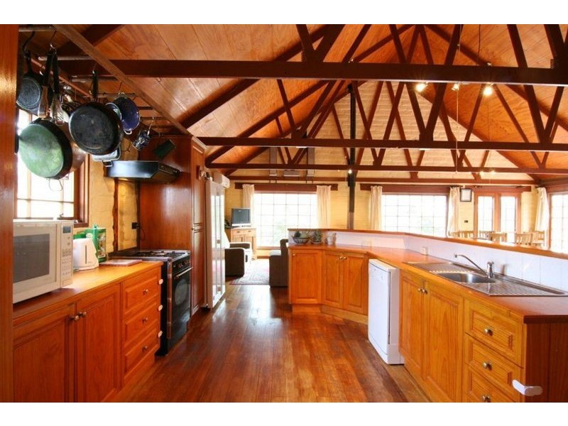 15 Swan Point Esplanade, Swan Point TAS 7275