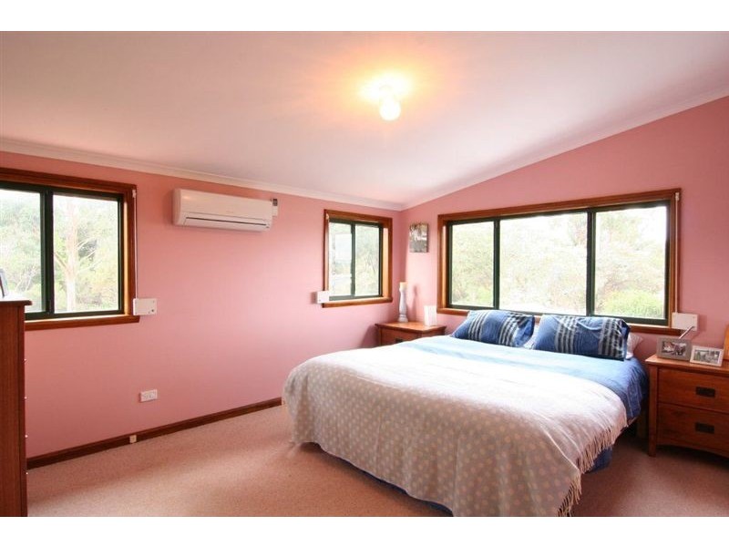 15 Swan Point Esplanade, Swan Point TAS 7275