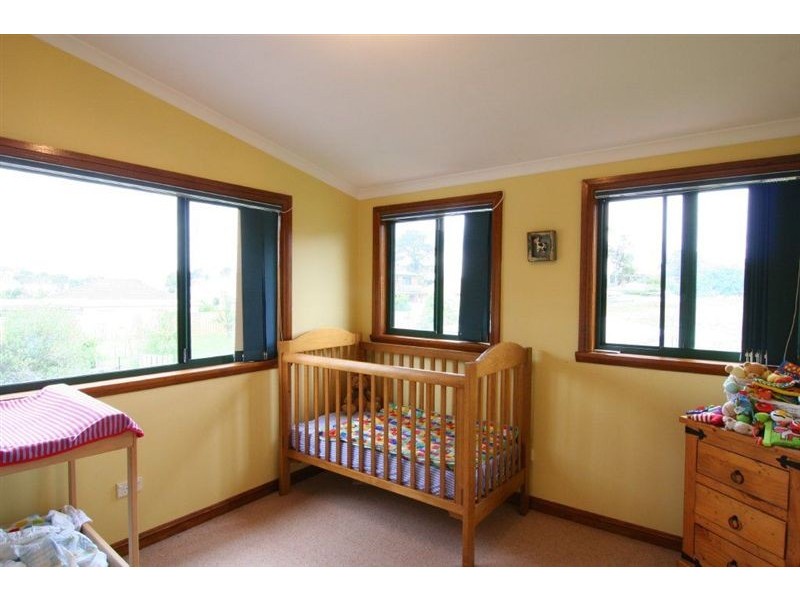 15 Swan Point Esplanade, Swan Point TAS 7275