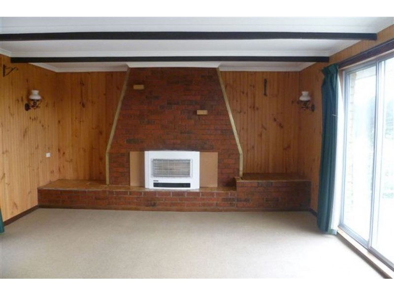 20 Crandon Crescent, Newnham TAS 7248