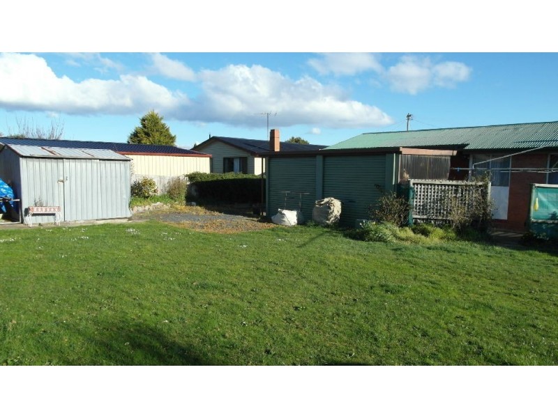 5 Dillon Place, Ravenswood TAS 7250