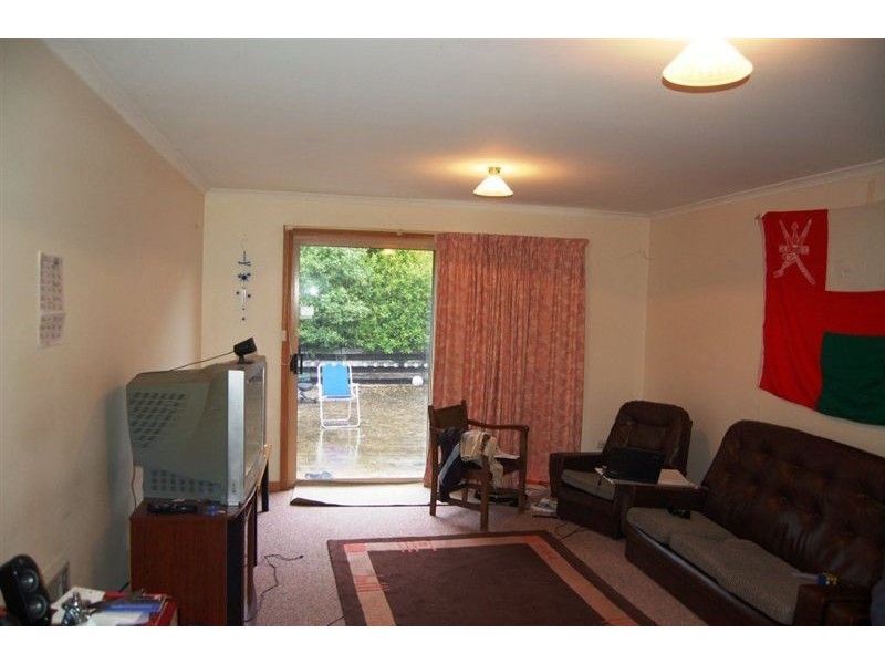 2/35-37 Parklands Parade, Newnham TAS 7248