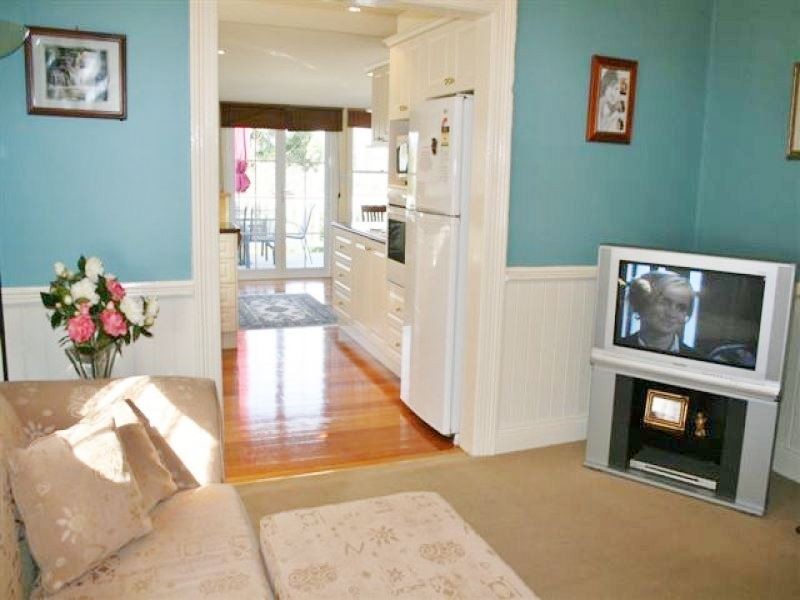 9 Laura Street, West Launceston TAS 7250