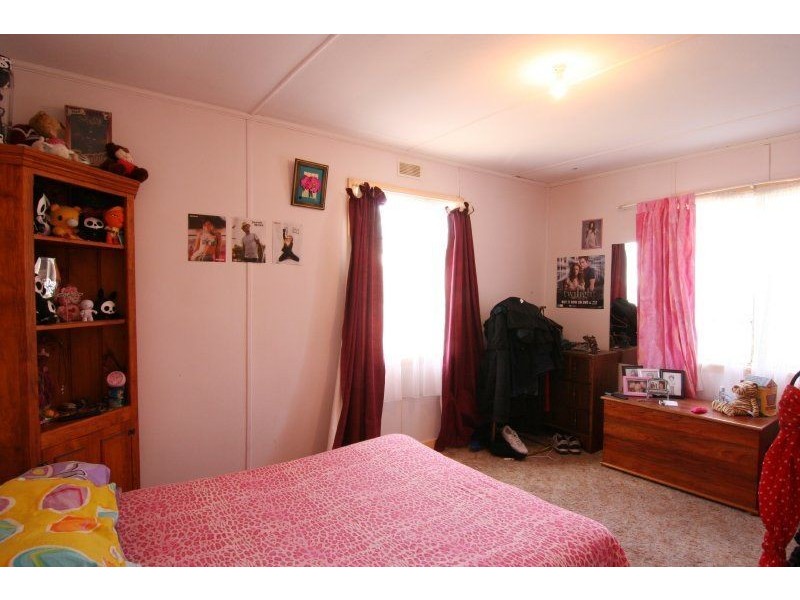 16 Tattersall Street, Waverley TAS 7250