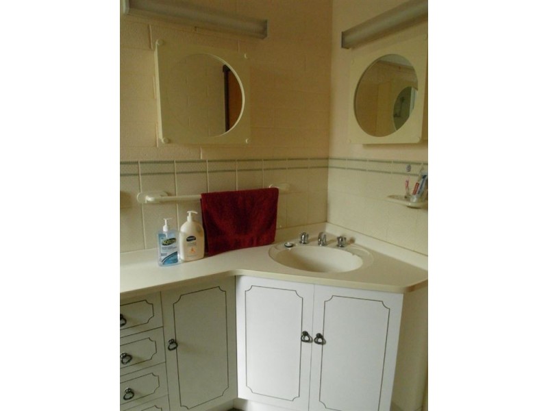 1/42 Henry, Ravenswood TAS 7250