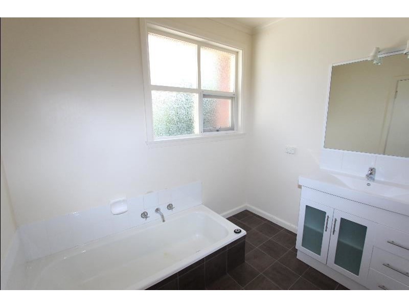 11 Longwood Avenue, Newstead TAS 7250