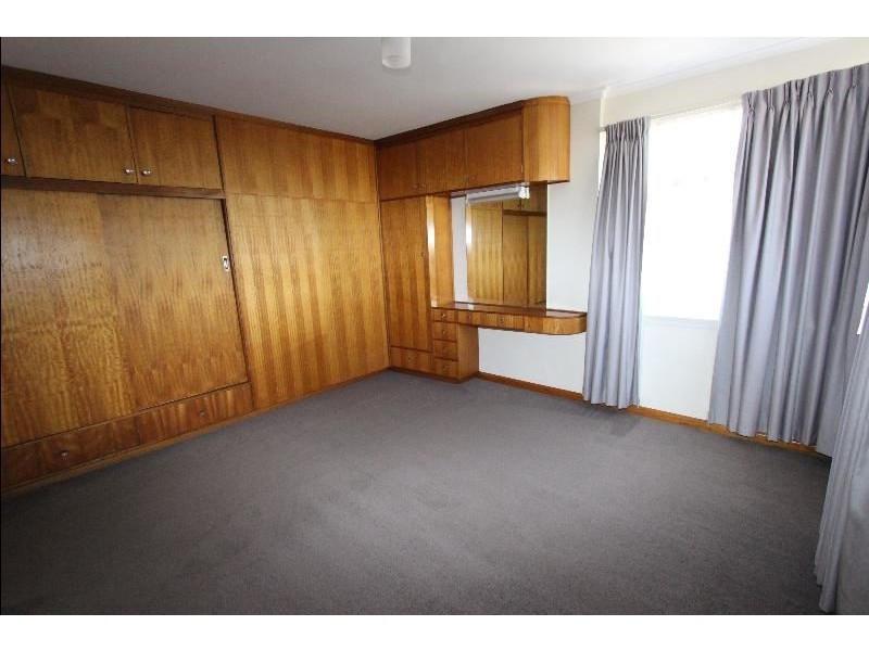 11 Longwood Avenue, Newstead TAS 7250