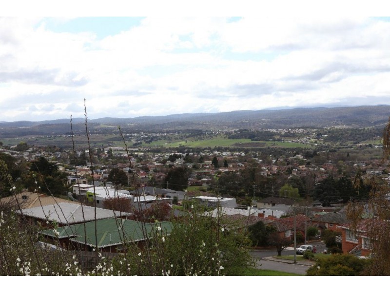 5/7 Mckellar Road, Newstead TAS 7250