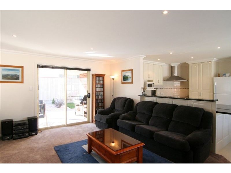 1/12 Nathan Place, Youngtown TAS 7249