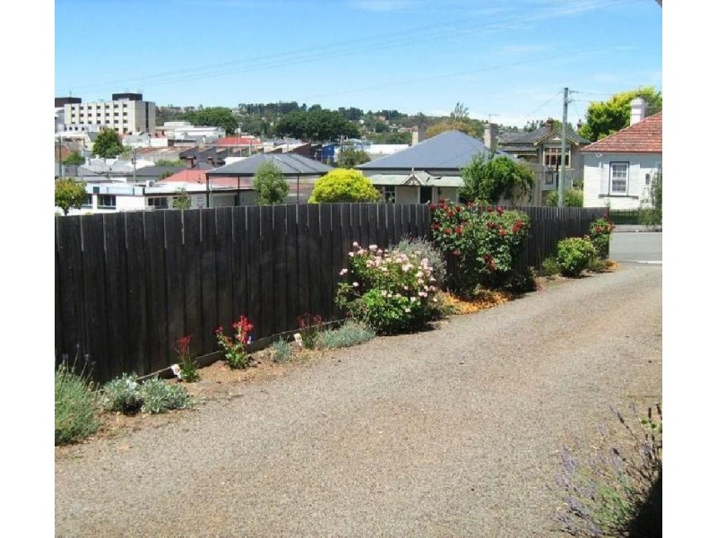 2/128 Balfour Street, Launceston TAS 7250