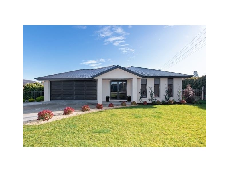 2 Clovis Court, St Leonards TAS 7250