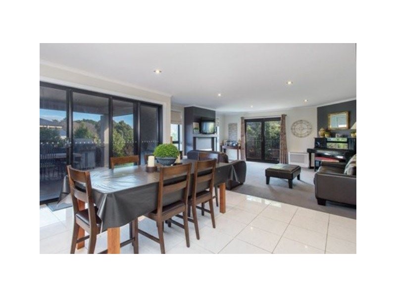 2 Clovis Court, St Leonards TAS 7250