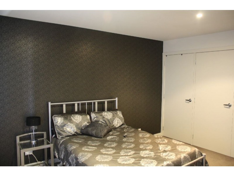 2/8 Maiden Place, Newnham TAS 7248