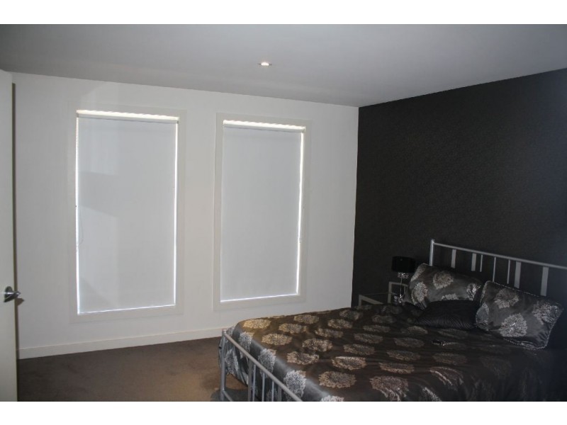 2/8 Maiden Place, Newnham TAS 7248