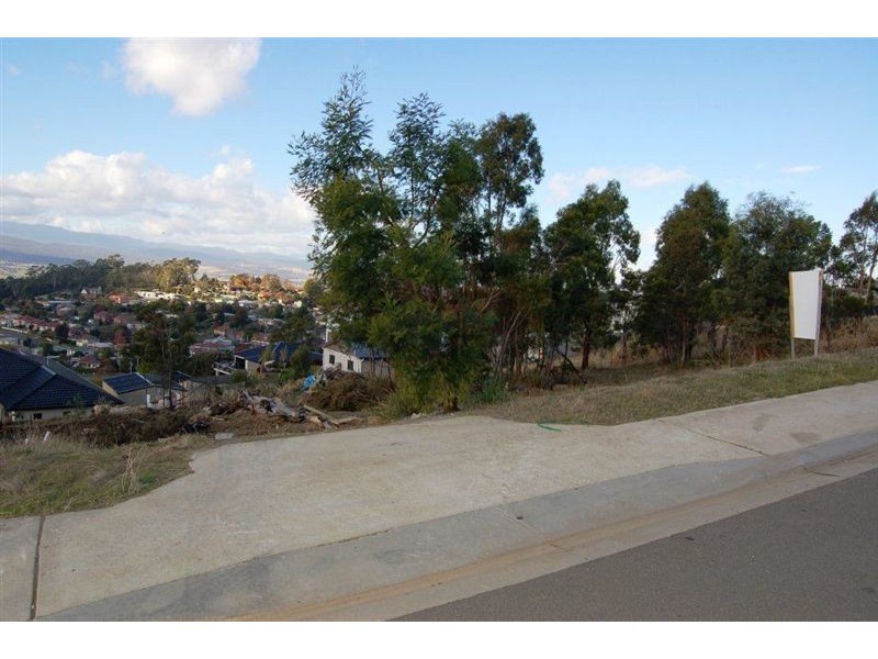 20 Clearview Avenue, Trevallyn TAS 7250
