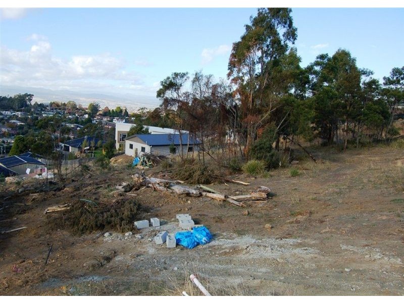 20 Clearview Avenue, Trevallyn TAS 7250