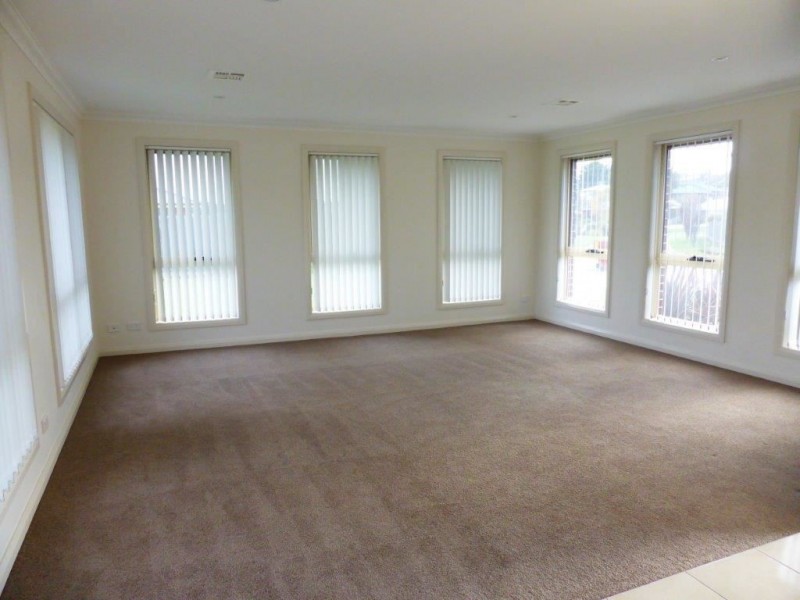 5 Manta Court, Newnham TAS 7248