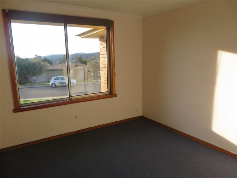 10 Amundsen Street, Ravenswood TAS 7250