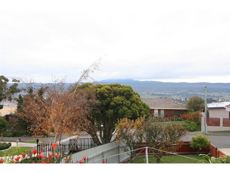 4 Henrietta Grove, West Launceston TAS 7250