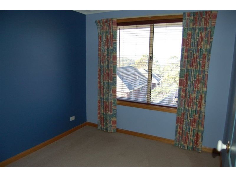 4 Mountain View Court, Prospect Vale TAS 7250