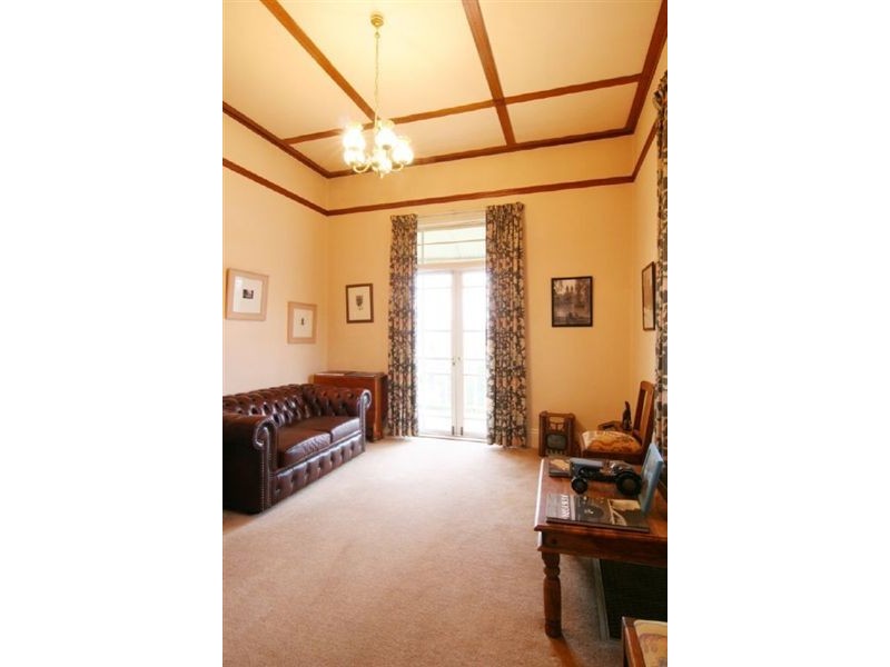 25 Forest Road, Trevallyn TAS 7250