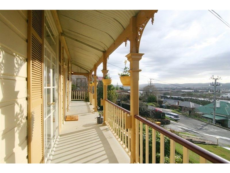 25 Forest Road, Trevallyn TAS 7250
