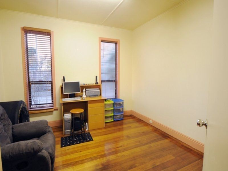 10 Quarantine Road, Kings Meadows TAS 7249