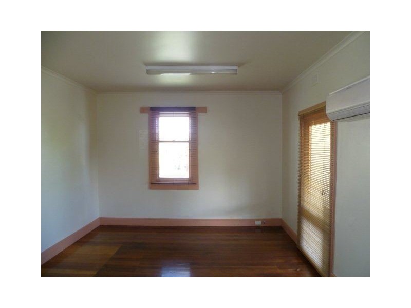 10 Quarantine Road, Kings Meadows TAS 7249