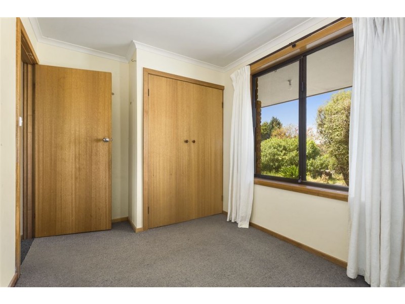 2/3 Norman Court, Newnham TAS 7248