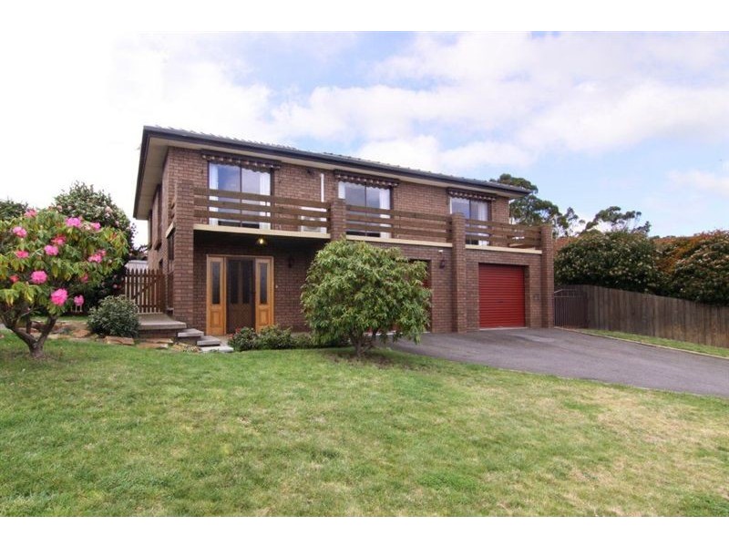 7 Belgrave Parade, Youngtown TAS 7249