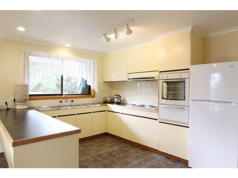 7 Belgrave Parade, Youngtown TAS 7249