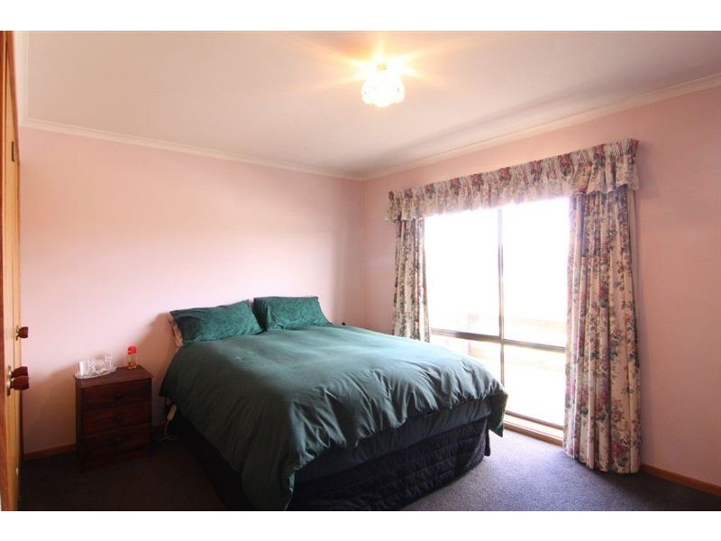 7 Belgrave Parade, Youngtown TAS 7249