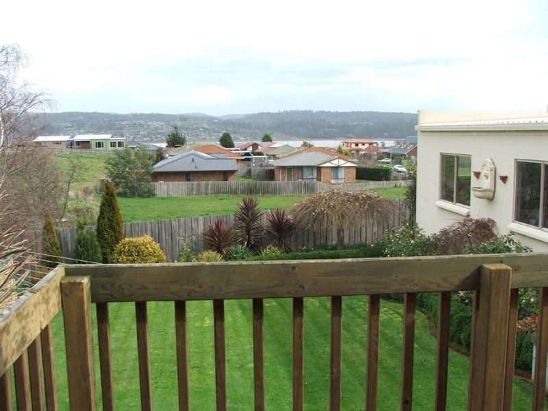 14 Belmont Court, Newnham TAS 7248